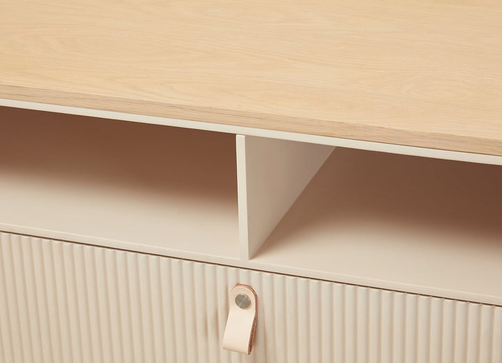 Creme Dresser 120*45*88.4Cm Oak Veneer