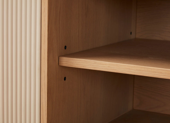 Creme Tv Unit 200*45*67Cm Oak Veneer