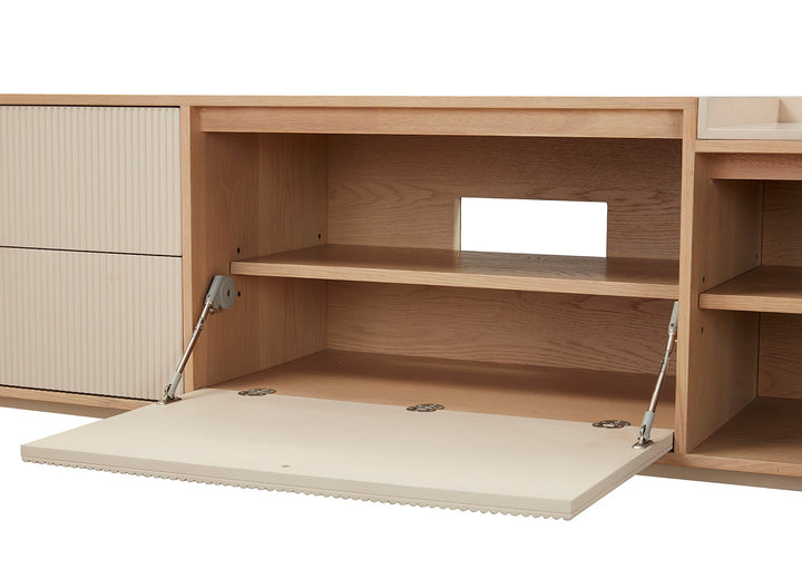 Creme Tv Unit 200*45*67Cm Oak Veneer