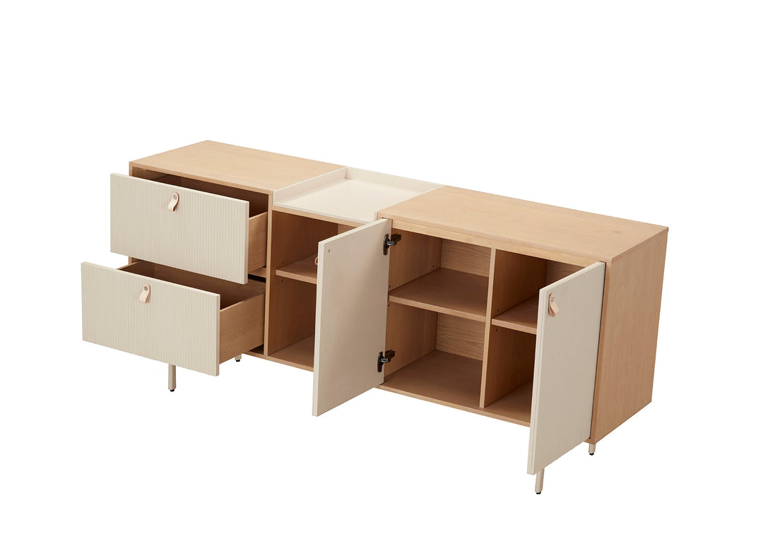 Cr�me Sideboard